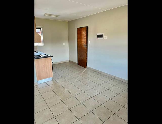 2 BEDROOM APARTMENT FOR SALE IN KIBLER PARK
